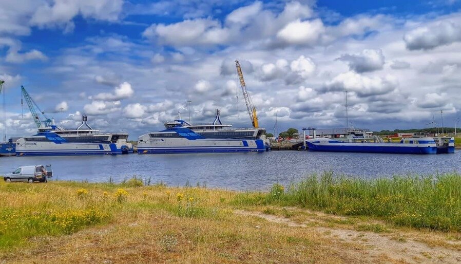 Willem Barentsz, Willem de Vlamingh en ms Noord-Nederland (credits foto: Hendrik Ruiter)
